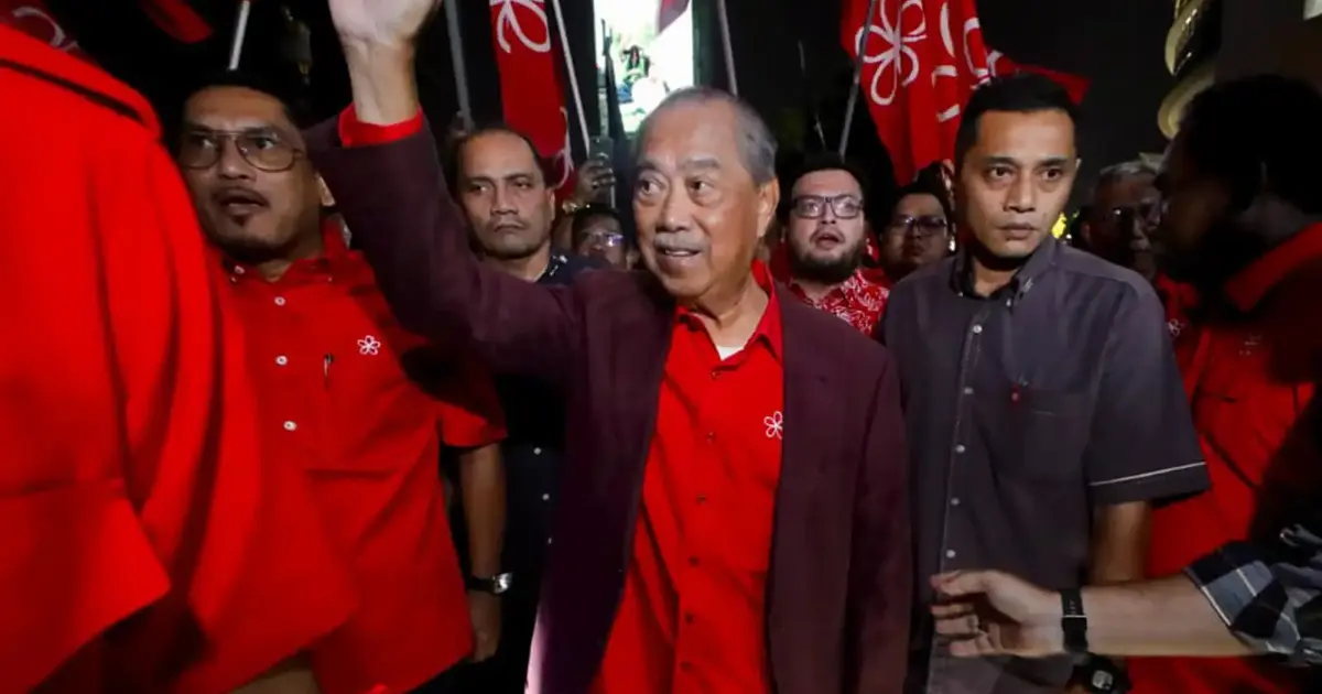 Muhyiddin Mobilises Supporters Ahead of Critical Bersatu Strategy Session
