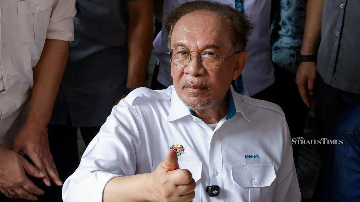 Anwar Ibrahim tops latest Merdeka Centre approval ratings amid shifting political landscape