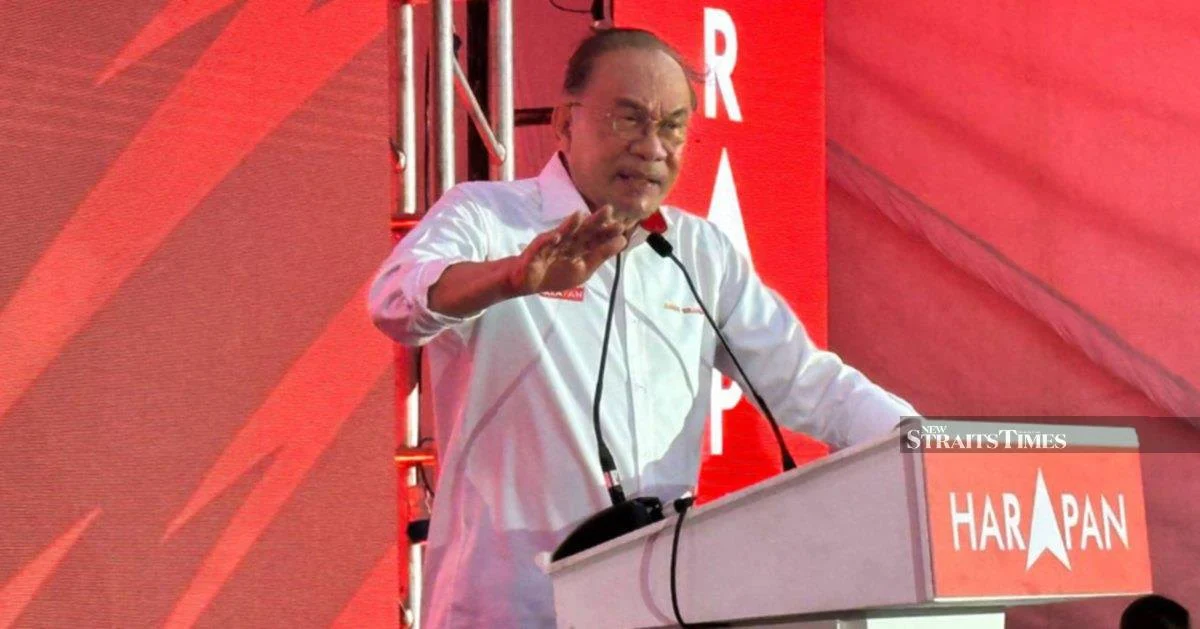 Anwar Calls for Unity and Focus as Pakatan Harapan Shores Up Johor Machinery