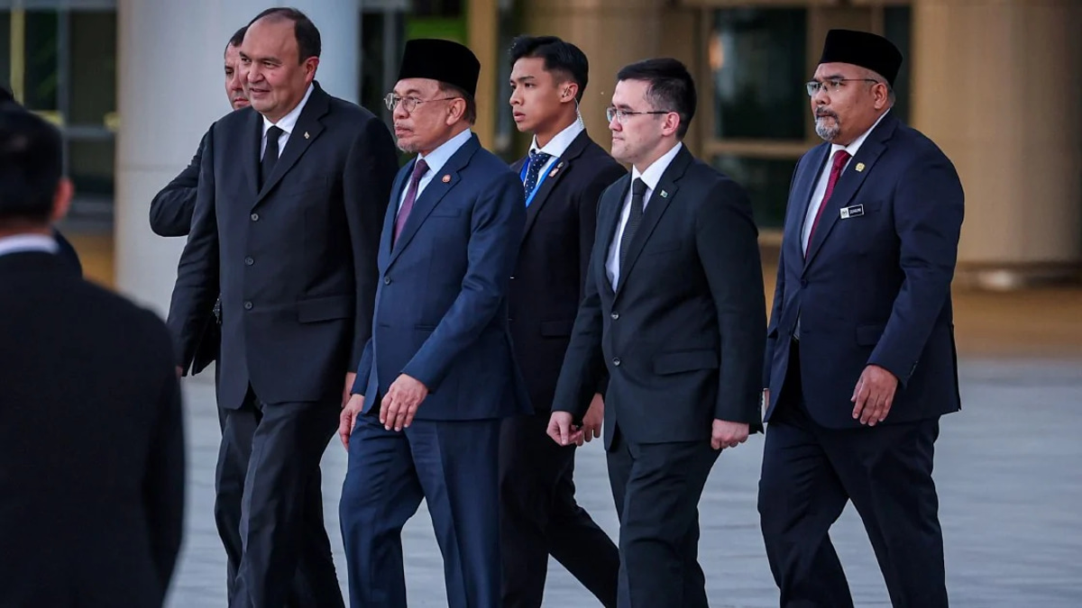 Anwar to deepen Malaysia-Turkmenistan ties through high-level talks on trade and investment