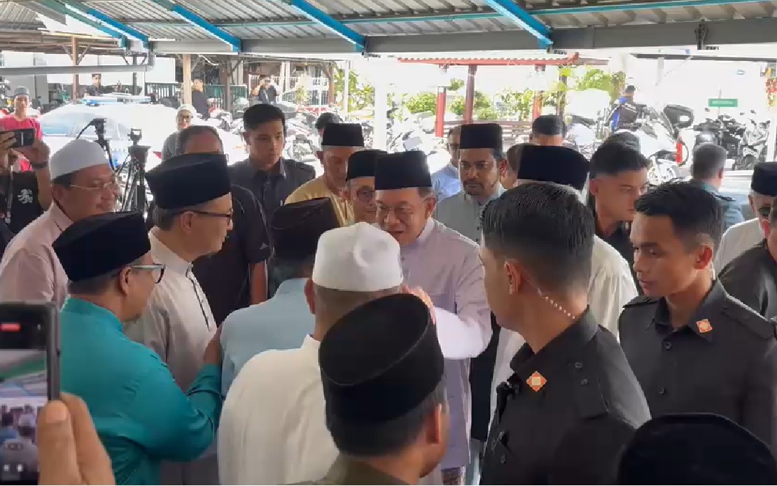 Government Plans Affordable Housing Scheme for Civil Servants, Says PM Anwar