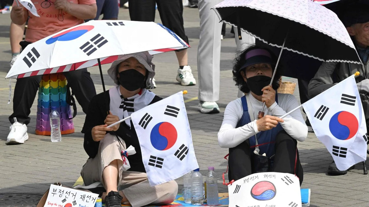 South Korea Parliament Launches 45-Day Inquiry into June Local Election Ballot Failures
