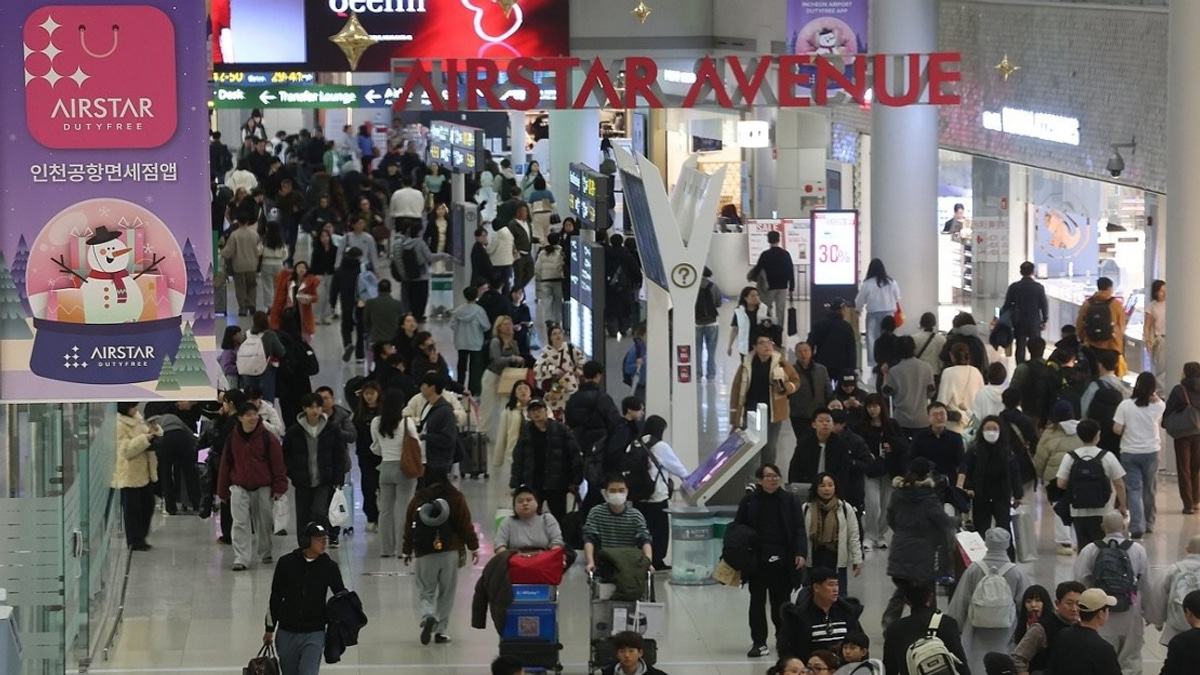 South Korea Surges Past 10 Million Foreign Visitors, Poised to Break Records