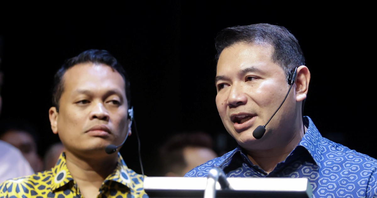 PKR Hands Decision on Rafizi and Nik Nazmi to Legal Advisors