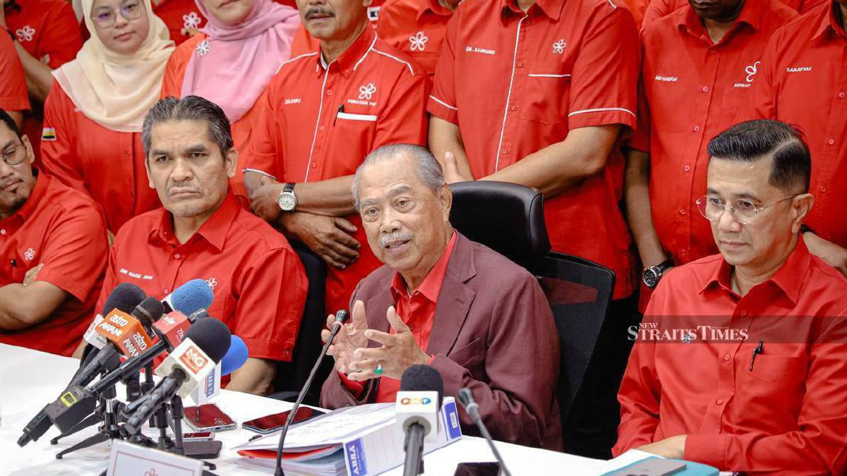 Bersatu Prepares for Potential Showdown with PAS in Johor Election Campaign