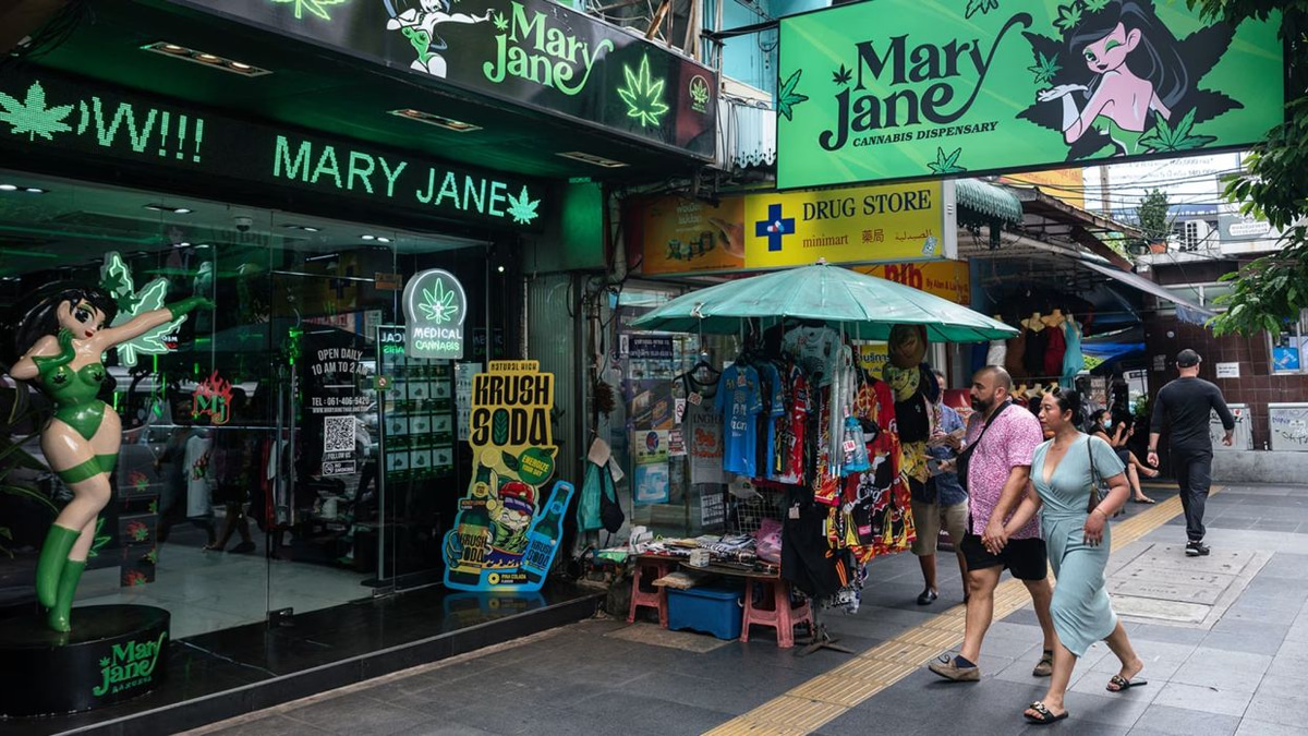 Thailand's Cannabis Crackdown: Lawmakers Weigh Controls Amid Sales Chaos