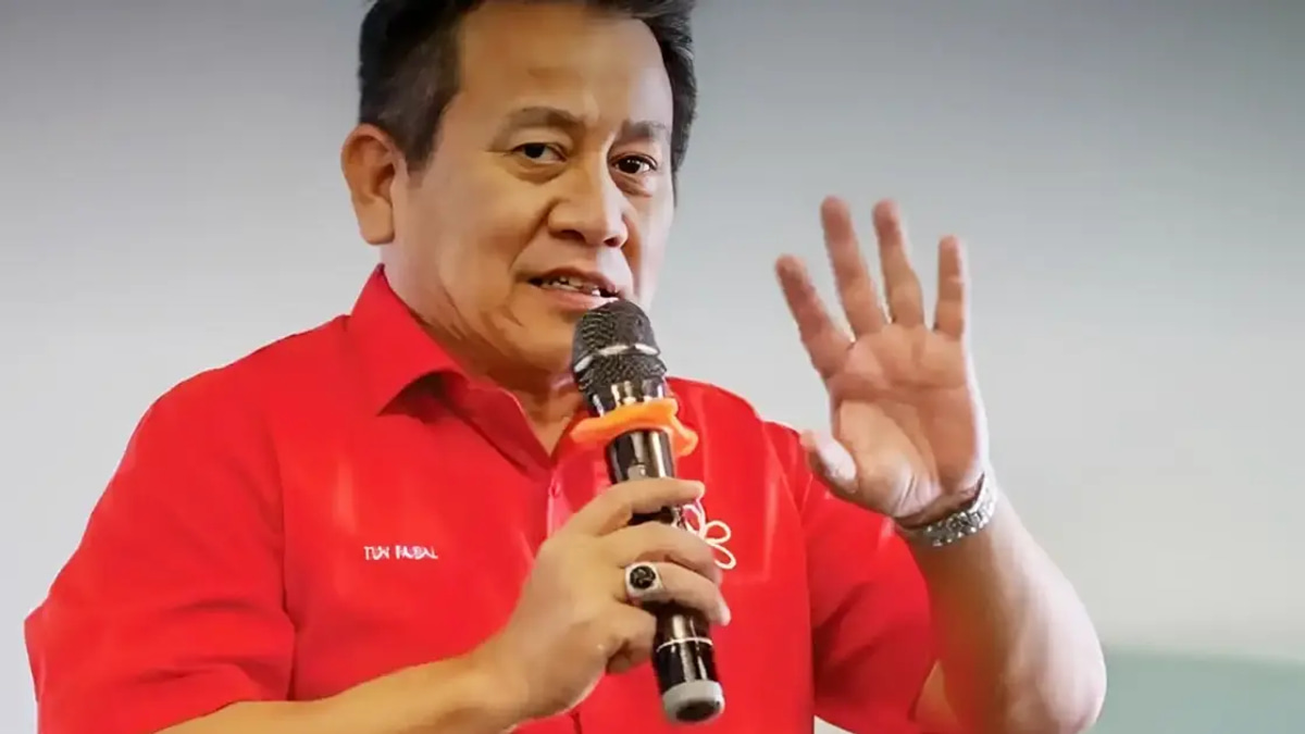 Bersatu Leader Challenges Logic of PN Emergency Council Meeting