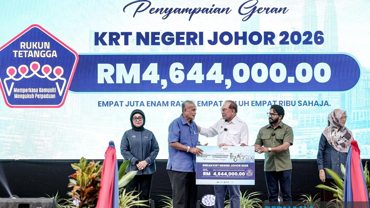 PM Increases Annual KRT Grant to RM10,000 Starting 2027