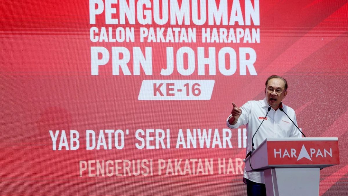 Anwar Challenges Johor to Press BN, PN on Revenue Fairness