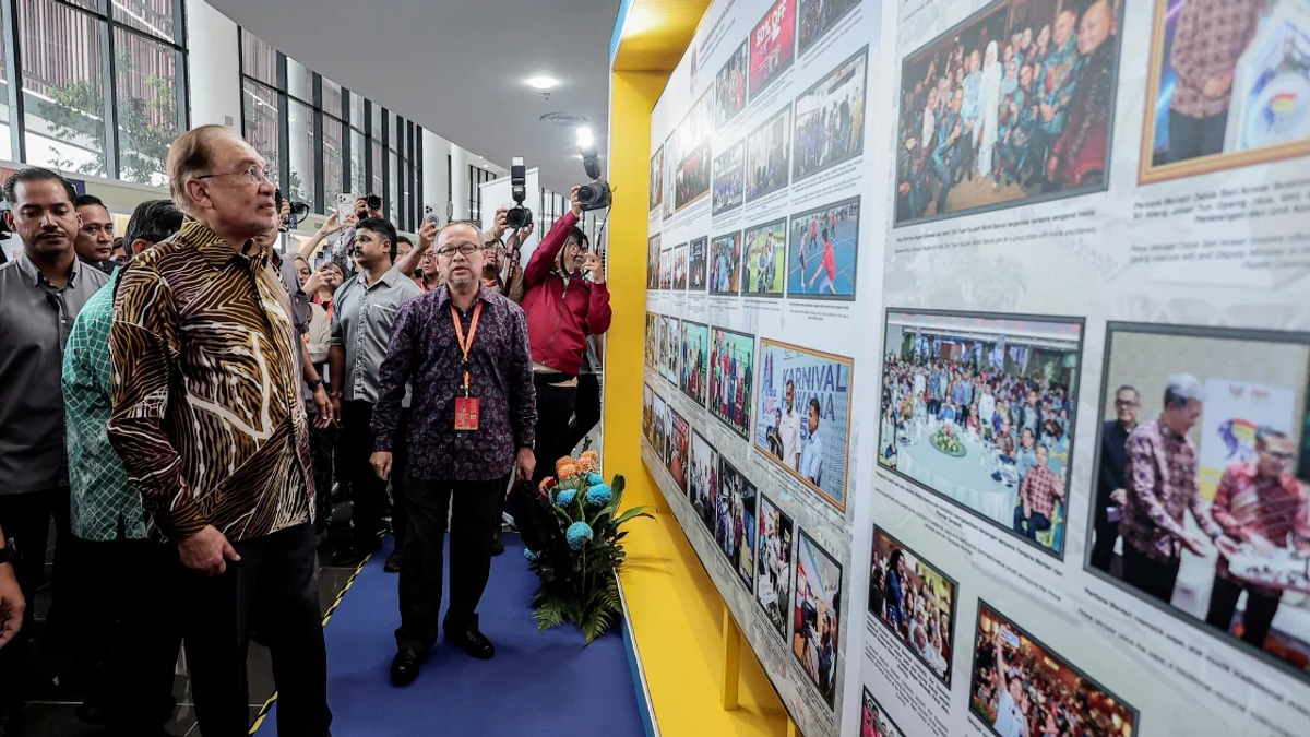 Anwar Pledges RM1 Million for Journalists' Welfare Fund at Media Summit