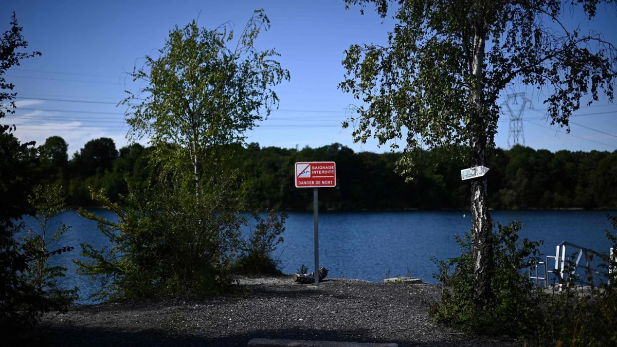 Forty deaths in France's waterways as extreme heat drives people to dangerous cooling measures