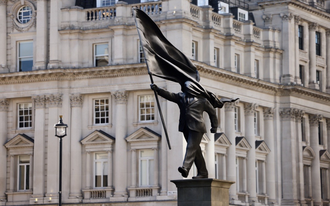 How the British Monarch Appoints a Prime Minister: Constitutional Powers and Ceremonies