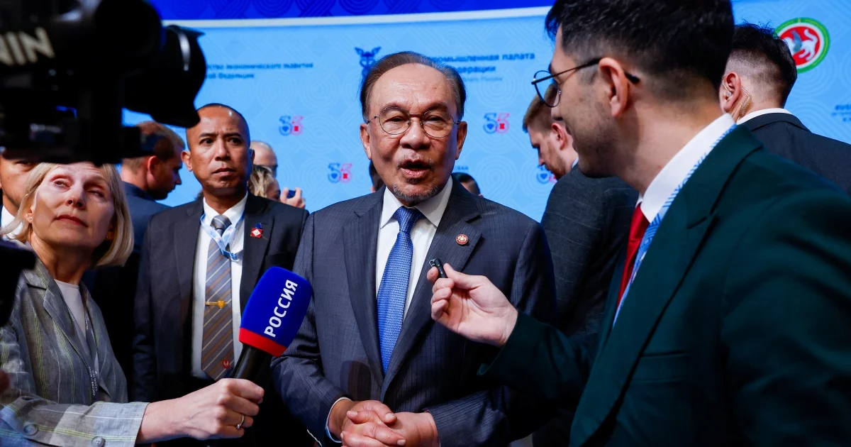 Anwar Ibrahim Values Russian Culture as Bridge for Bilateral Relations