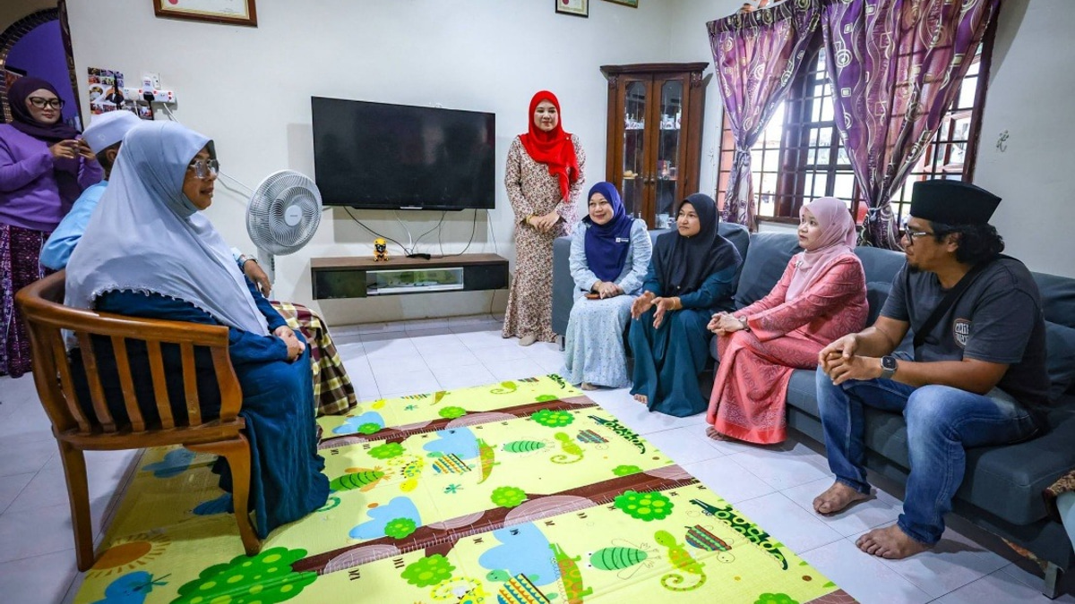 Education Minister Pays Respects to Family of 14-Year-Old Rugby Player Who Collapsed During Training