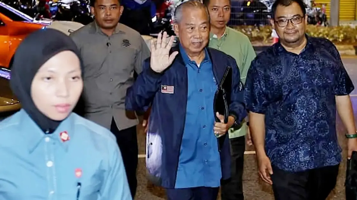 Muhyiddin and Bersatu Leadership Convene Over Coalition Crisis After PAS Exit