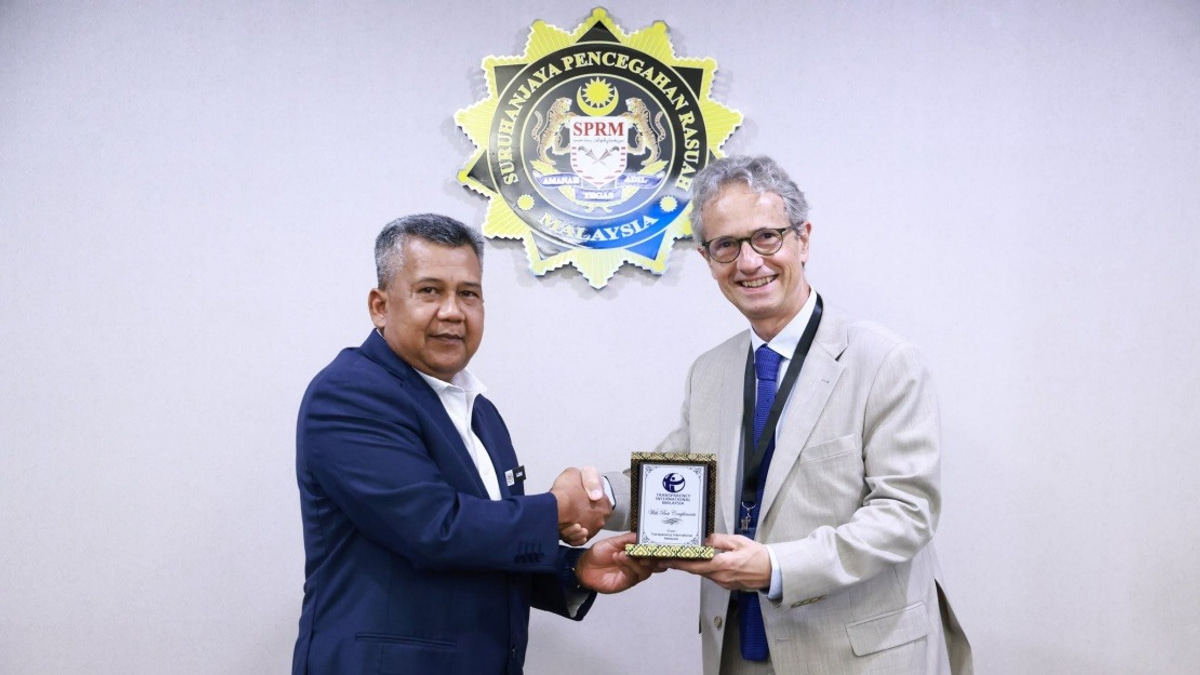 MACC and Transparency International Deepen Fight Against Corruption