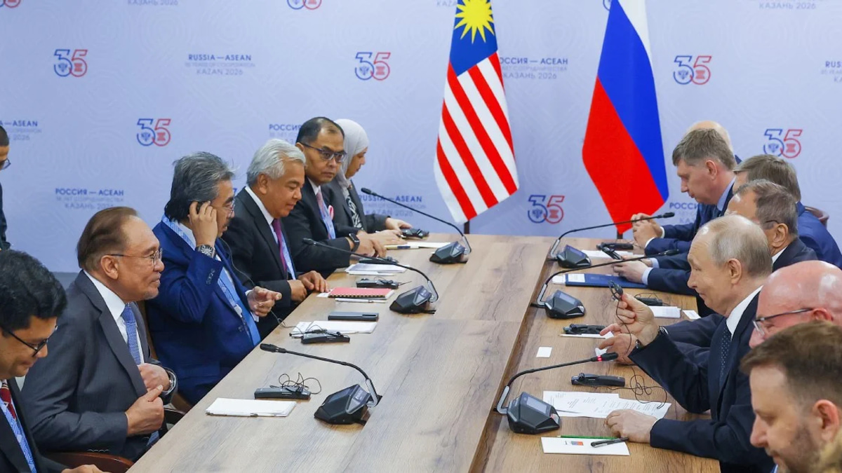 Anwar Acknowledges Putin's Support for Malaysia-Russia Energy Partnership