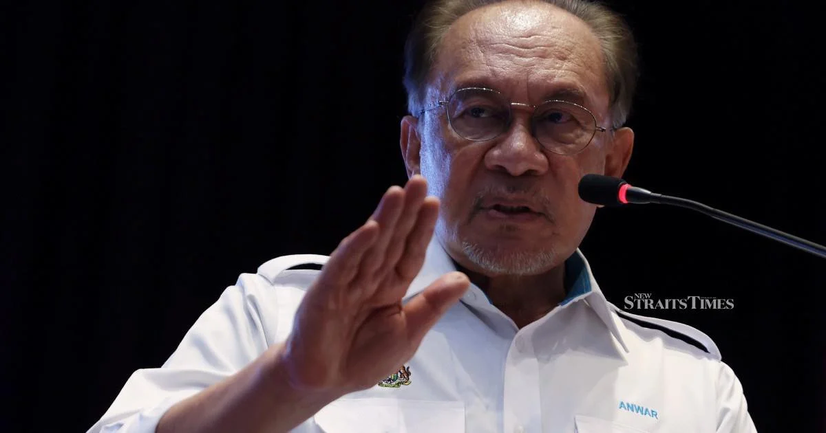 Civil Service Excellence Underpins Malaysia's Competitive Edge, Anwar Affirms