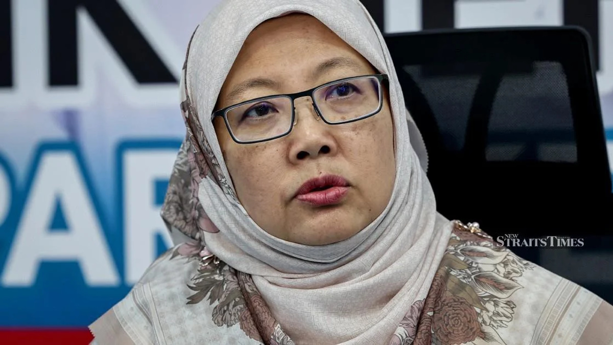 Zaliha Challenges Onn Hafiz Over Shifting Stance on Johor Menteri Besar Candidacy