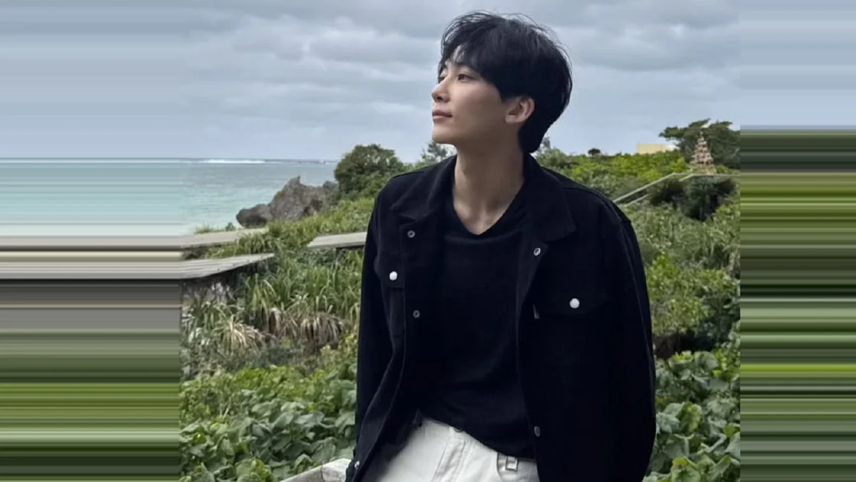 Seventeen's Jeonghan Becomes First Member to Complete Military Service