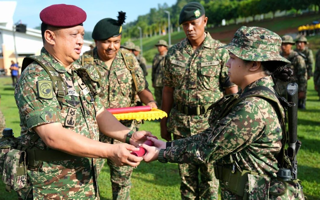 Raja Muda of Perlis' Daughter Completes Voluntary Young Soldier Training