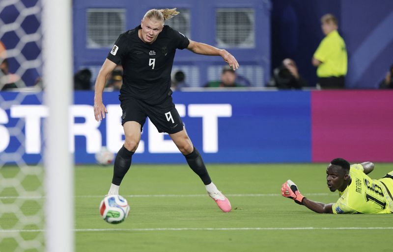 Haaland's brace powers Norway past Senegal into World Cup knockout stage
