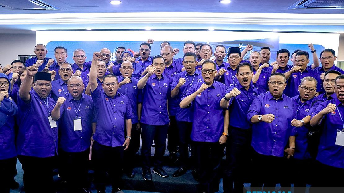 Johor BN Fields Mix of Incumbents and Fresh Faces for 16th State Election