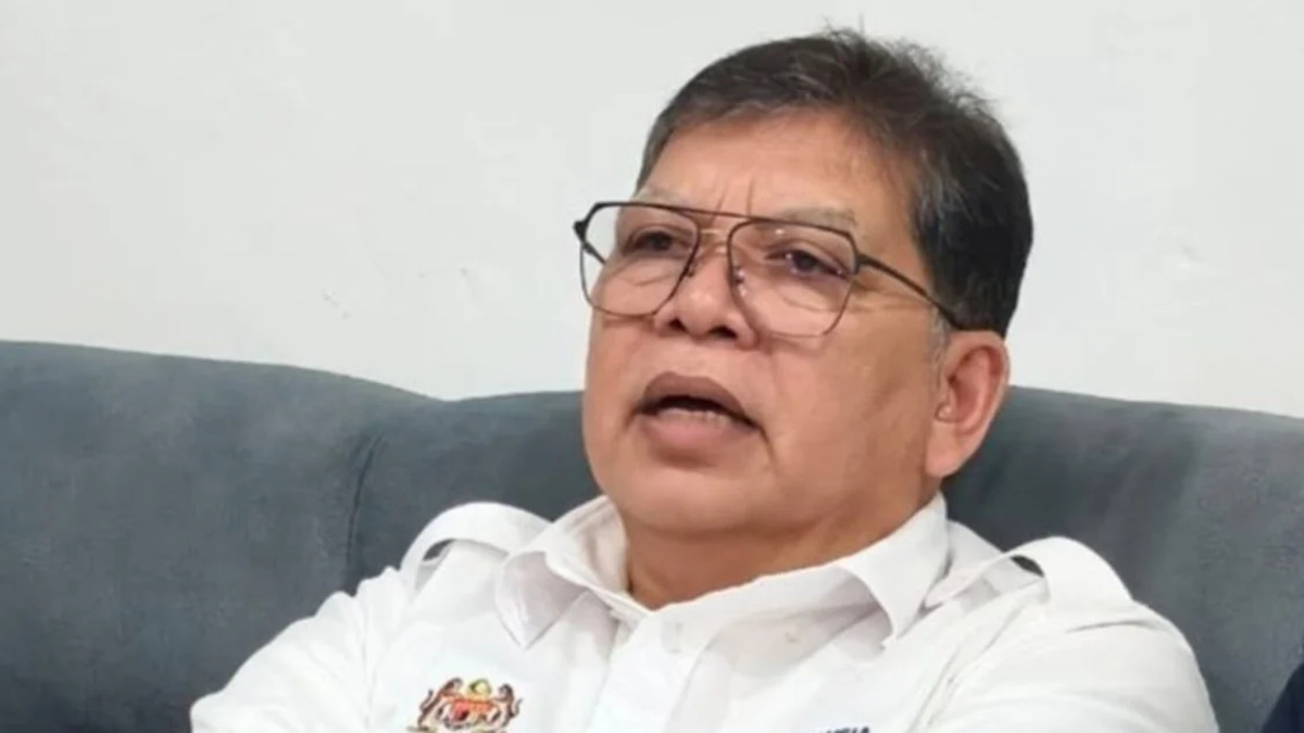 Hamzah Zainudin Returns as Opposition Leader After Formal Notification to Dewan Rakyat Speaker