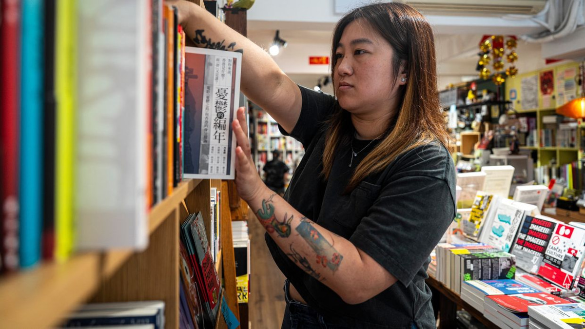 Hong Kong Police Arrest Bookstore Owner Under National Security Law