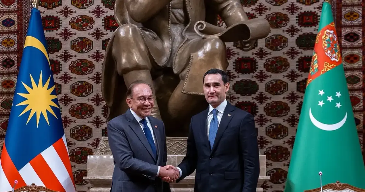 Anwar's Energy Diplomacy Forges Diverse Global Supply Network, Analysts Find