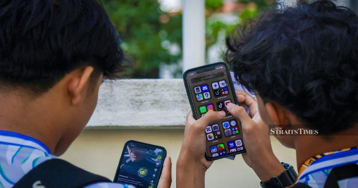 Comply or Pay RM10 Million: Fahmi Issues Tech Companies Final Warning on Age-Verification Rules