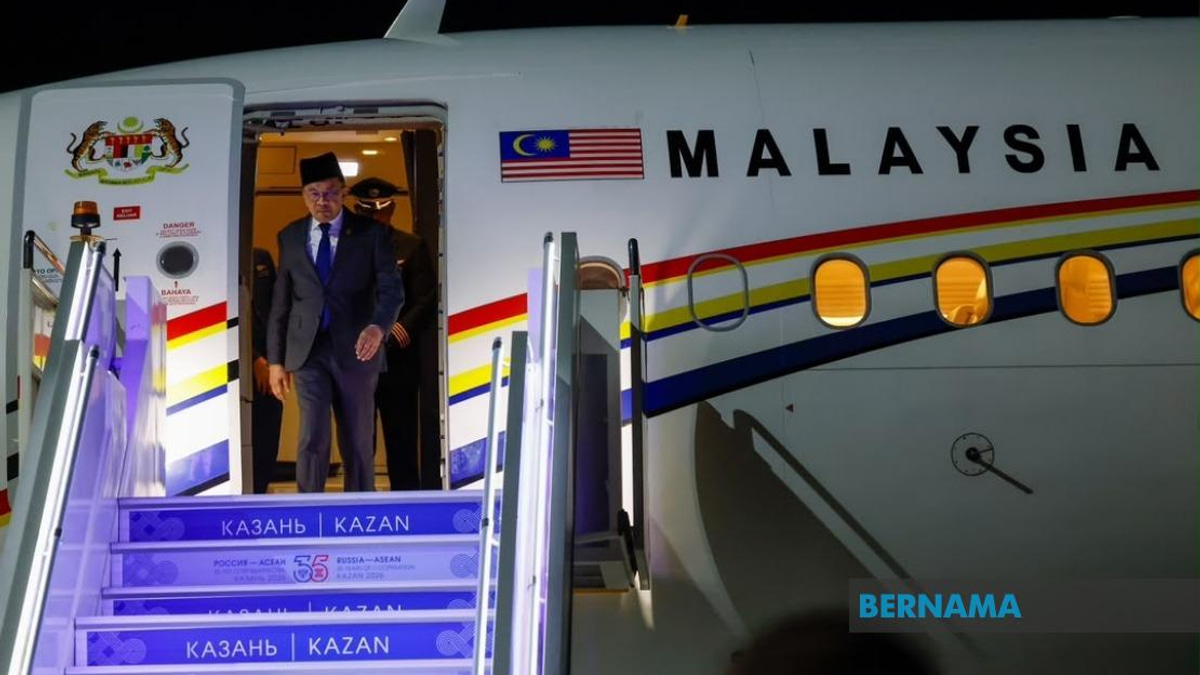 PM Anwar Arrives in Kazan for ASEAN-Russia Commemorative Summit
