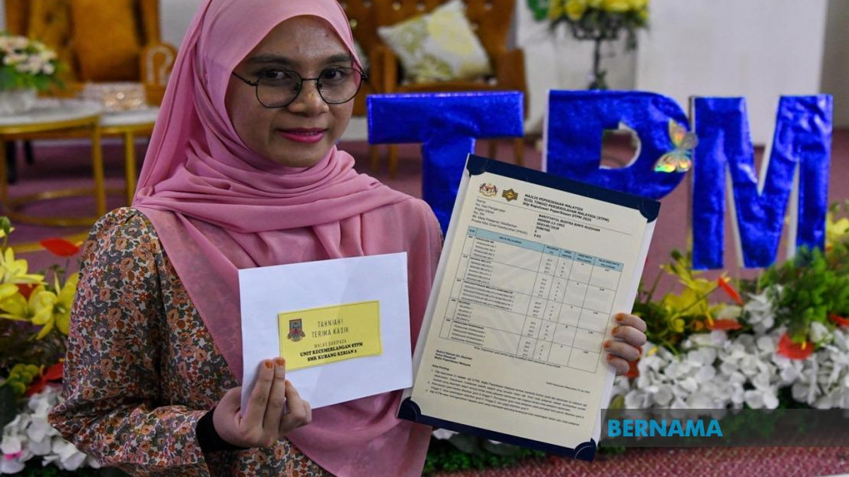 Vision Impairment No Barrier: STPM Student Scores 3.92 CGPA With Exam Accommodations