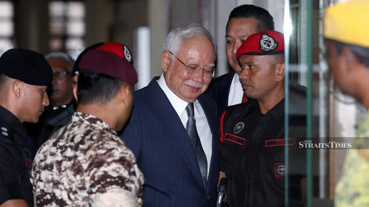 Court Finds Najib, Jho Low Operated in Tandem to Drain 1MDB Billions