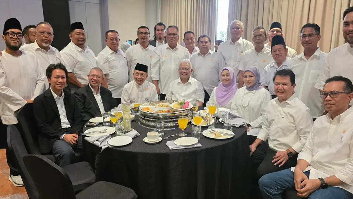 Hamzah Takes Helm of Wawasan as Veteran Leaders Join Leadership Team