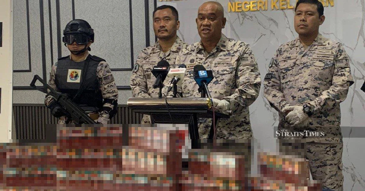 MMEA Intercepts RM212,000 Contraband Cigarette Cache in Kelantan Waterway Operation