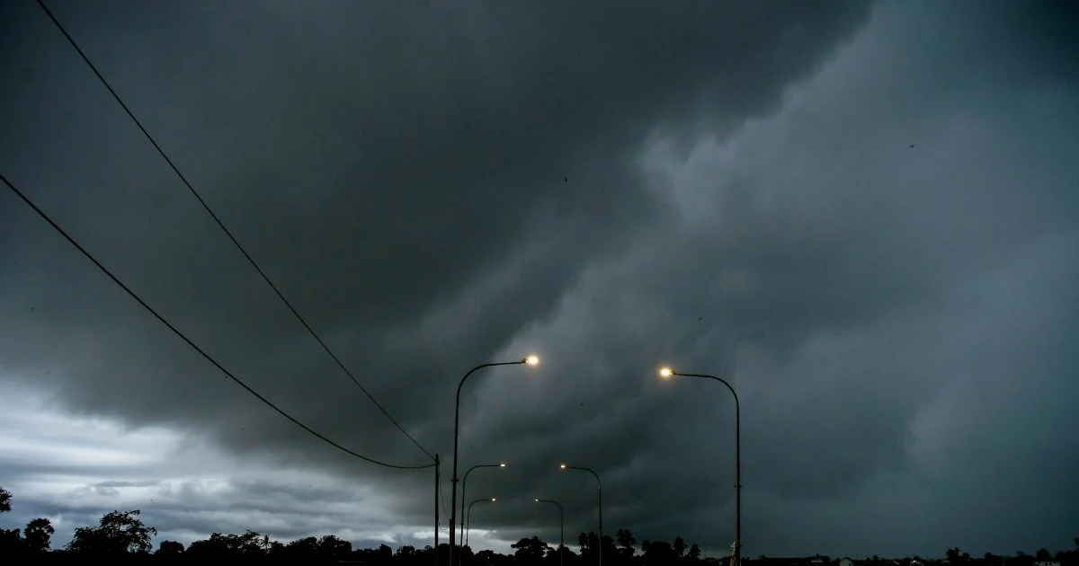 MetMalaysia warns of thunderstorms and heavy downpours across multiple states through 5pm