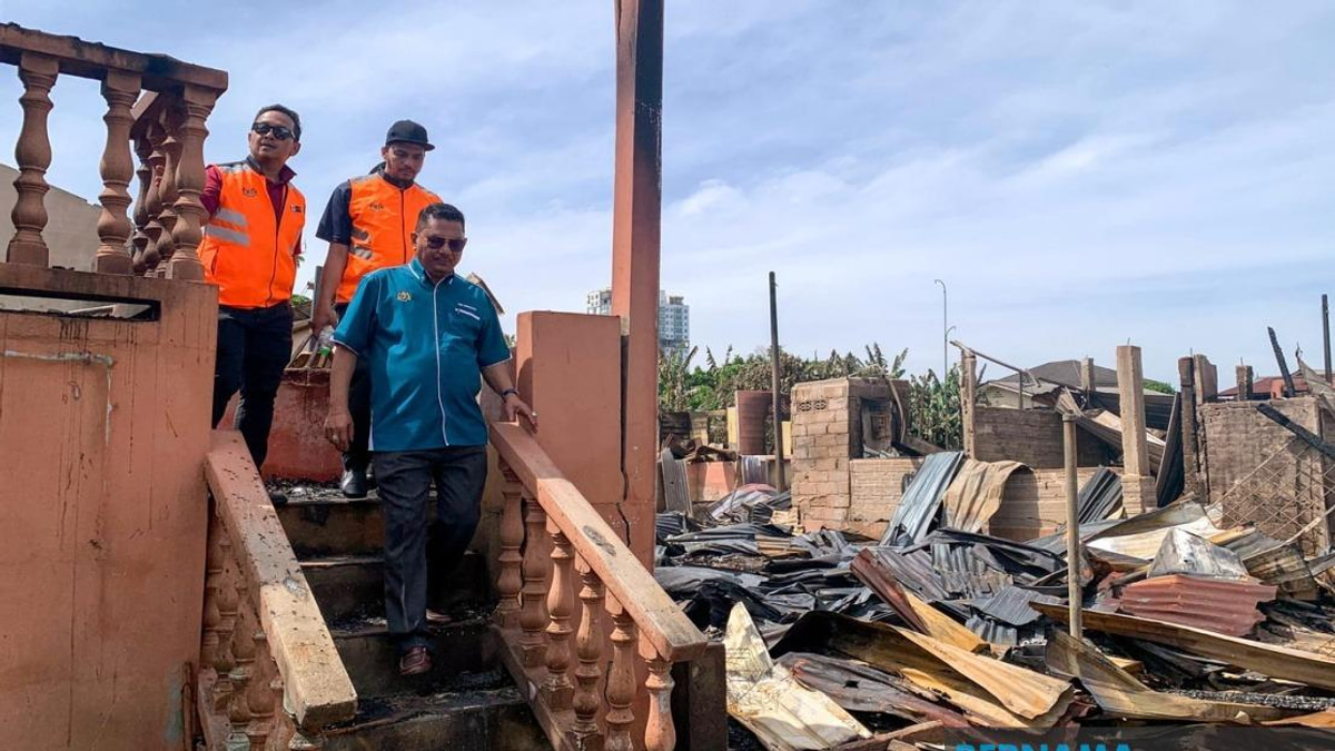 Negligent Paper-Burning in Kitchen Sparked Kampung Gok Kapur Fire That Displaced 110 Villagers