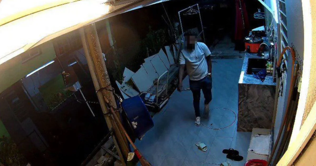 Police hunt man caught on camera in Taman Puchong Prima home intrusion