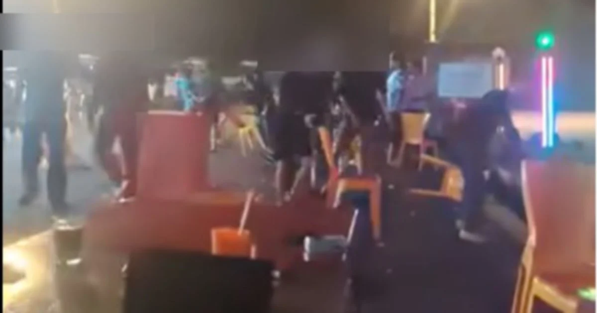 Four arrested after violent brawl erupts at Kulai eatery with chairs used as weapons