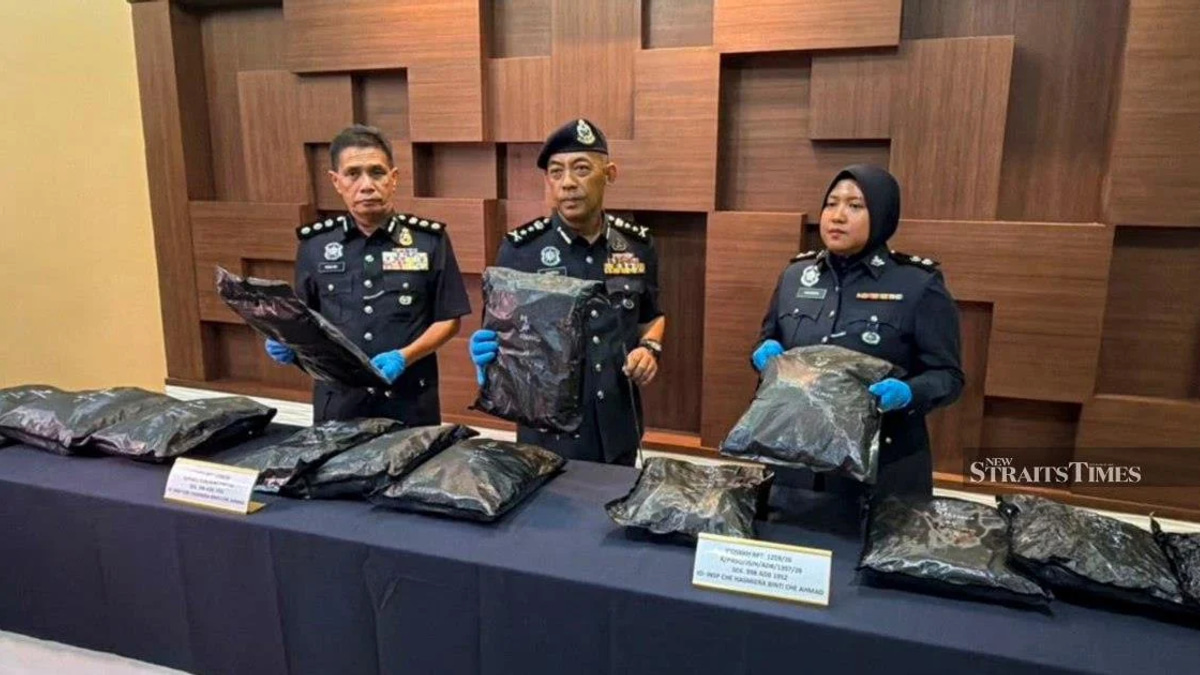Student Drug Courier Nabbed with RM1.17mil Cannabis at Bukit Kayu Hitam Border