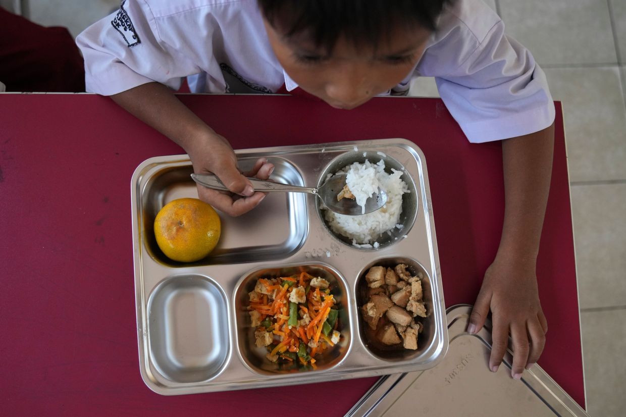 Indonesia's Free Meals Scandal Deepens: Anti-Graft Group Calls for Programme Suspension and Agency Dissolution