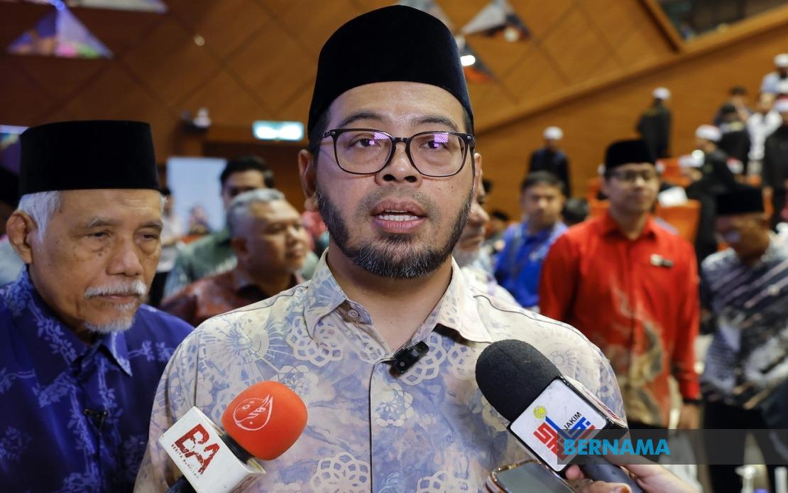 Malaysia to Intensify Youth Outreach Amid Rising Digital Extremism, Following Sultan Nazrin's Call