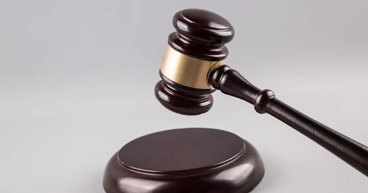High Court Acquits Two Men After Five Years in Detention on Drug Trafficking Charges