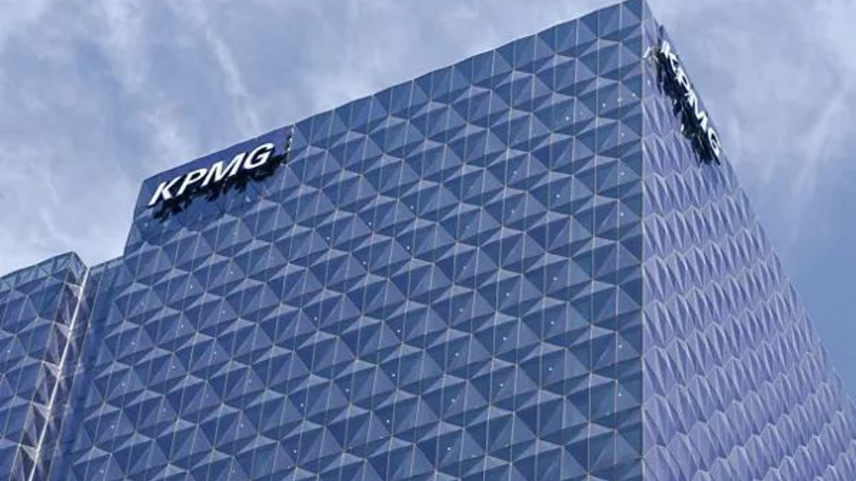 KPMG Australia leadership purge deepens as chairman and audit partners resign over whistleblower scandal