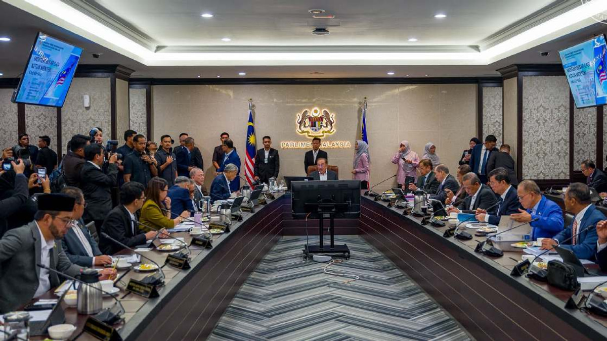 PM Chairs 149th Meeting of State Leaders to Chart Economic Recovery Path