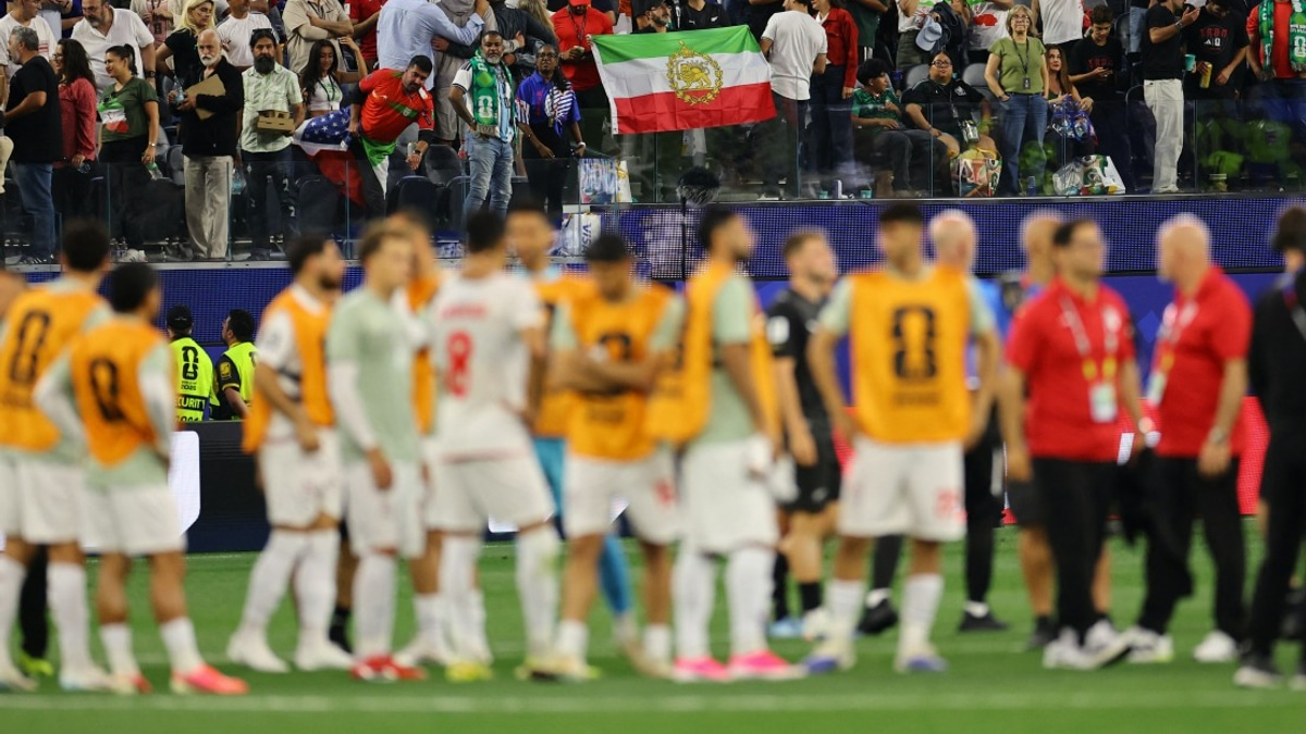 Iran Coach Claims Team Forced to Abandon US Base After World Cup Opener