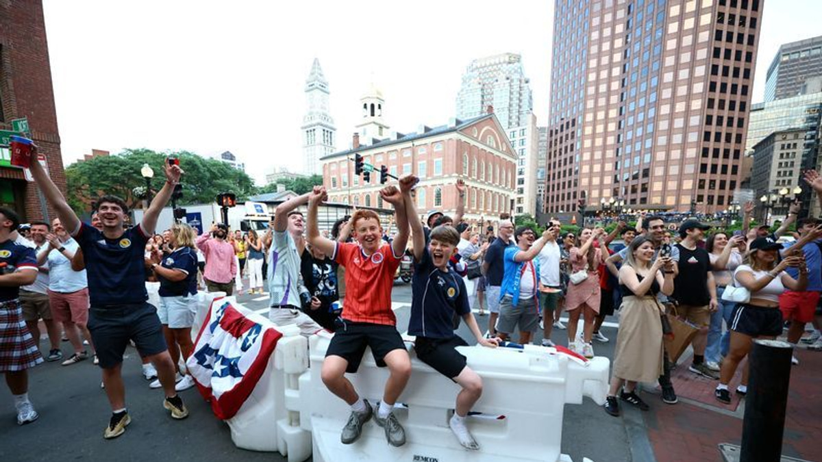 American Hospitality Winning Over World Cup Visitors Despite Pre-Tournament Skepticism