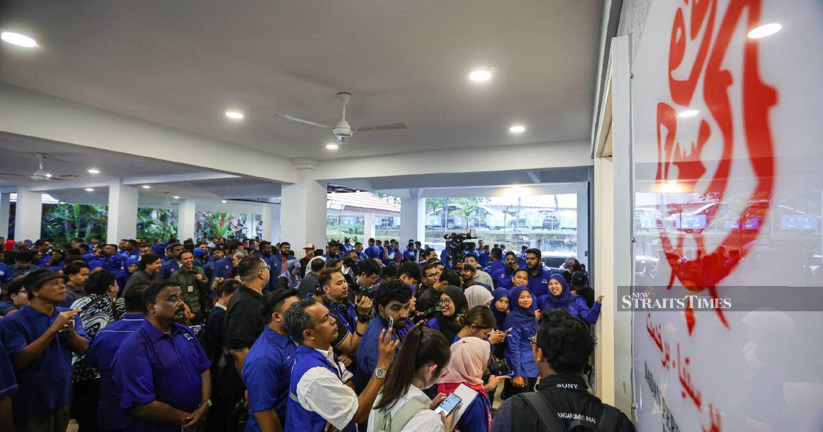 Johor Election Campaign Kicks Into High Gear as Barisan Nasional Unveils Candidates