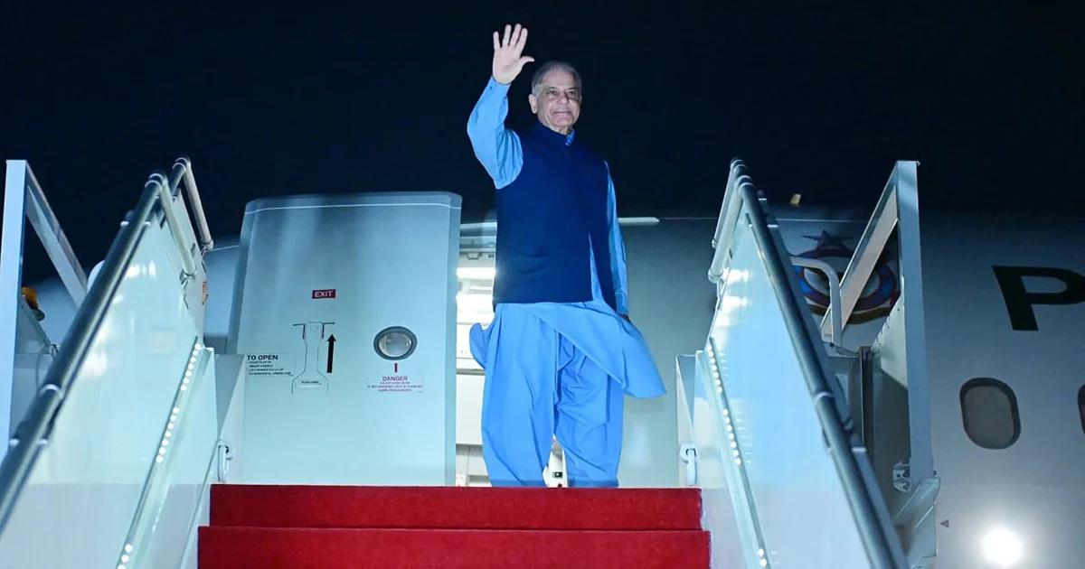 Pakistan Premier Heads to Switzerland for US-Iran Technical Discussions on Middle East Conflict